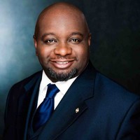 Curtis Lyons