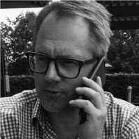 Dr. Ralph Hunklinger