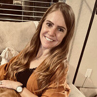 Lauren Charbonneau, Pmp