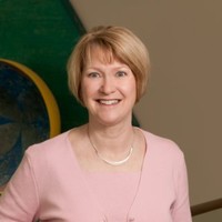Lynn Stapleton