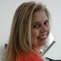 Débora Cassia
