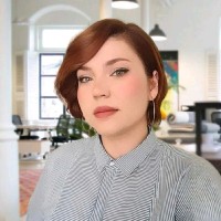 Crina Iasmina Carnat