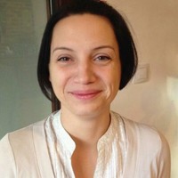 Roxana Carare