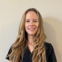 Holly Jacobsen