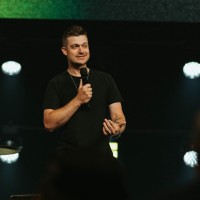 dillan howell