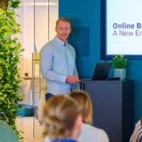 Lars Ferdinand Berntsen 📈