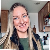 Emma Helms