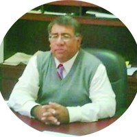 Carlos L Hernandez