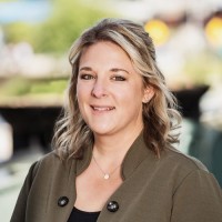 Amber Feldpausch, Cmp, Cta