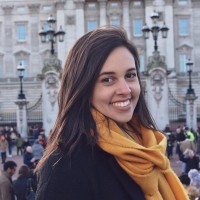 Maria Júlia Cruz