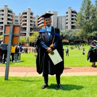 Mahlogonolo Malebana