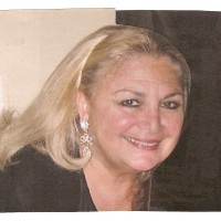 Suzanne DeBow