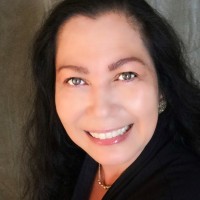 Vivian Carre Dewong