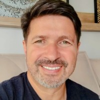 Moisés C.