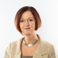 Janet Lowe