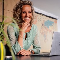 Maud Weide