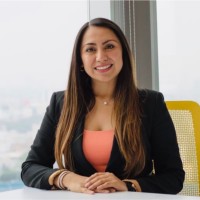 Damara Flores