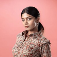 Shradha R