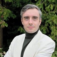 Tom Saunders