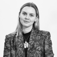 Stephanie W. Godée
