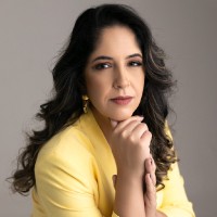 Thais M. Barros Campos
