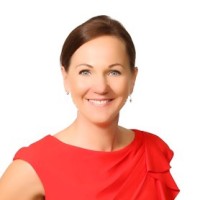 Kristine B Schneider
