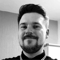 Lee Simmons