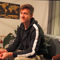 Simon Blom
