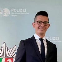 Dr. med. Daniel Polster