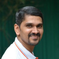 Dr. Harivinod N.