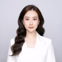 Chloe Zhou