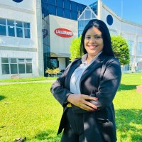 Kenia Gomes
