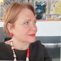 Yasemin Zanbak