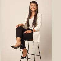 Gina Becerra L.