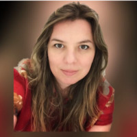 Cristiane Kil De Almeida Prado