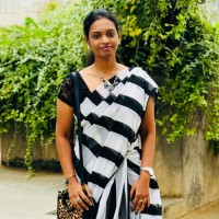 Dr. Jansi S