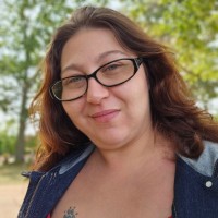 Amanda Oakley