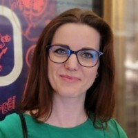 Táňa 🕊 Abrhámová