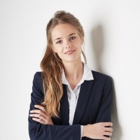 Dr. Johanna Engelke