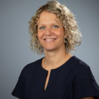Angela Hartl
