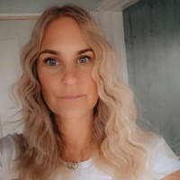 Zoe Yarker