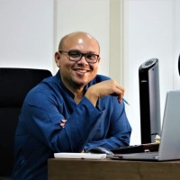Dr Fazluz ZAMAN