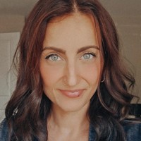 Djennifer Miloutinova