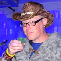 Simon Williams