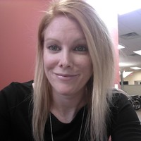 Jennifer Woods, Arm