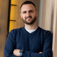 Milos Decov