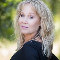 Lynne Lopez