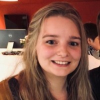 Lore Van Den Bremt