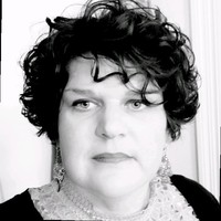 Deanna Ratermann