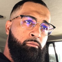 Nik D.